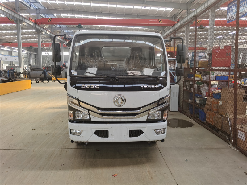 東風5噸霧炮灑水車